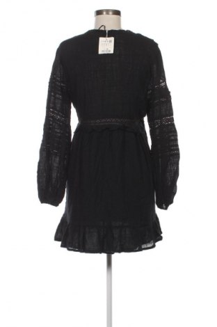 Rochie Pull&Bear, Mărime L, Culoare Negru, Preț 89,99 Lei