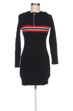 Kleid Pull&Bear, Größe M, Farbe Schwarz, Preis € 6,99