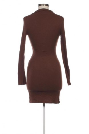 Kleid Stradivarius, Größe S, Farbe Braun, Preis 6,49 €