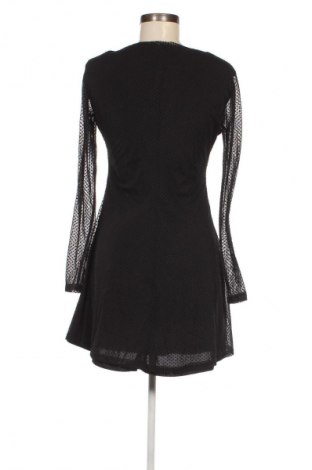 Rochie Stradivarius, Mărime L, Culoare Negru, Preț 35,99 Lei