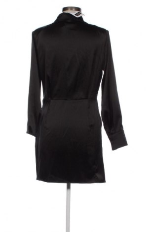 Kleid Stradivarius, Größe L, Farbe Schwarz, Preis € 5,99