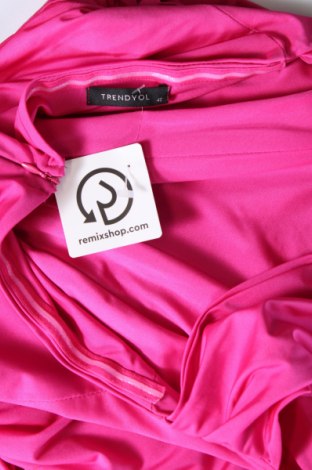 Kleid Trendyol, Größe M, Farbe Rosa, Preis € 20,99