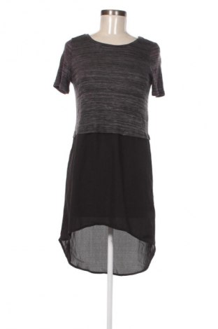 Φόρεμα Vero Moda, Μέγεθος S, Χρώμα Γκρί, Τιμή 5,49 €