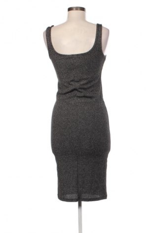 Kleid Zara Trafaluc, Größe M, Farbe Silber, Preis € 7,99