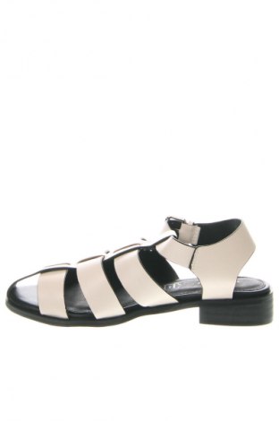 Sandalen Vanessa Wu, Größe 37, Farbe Weiß, Preis € 25,99