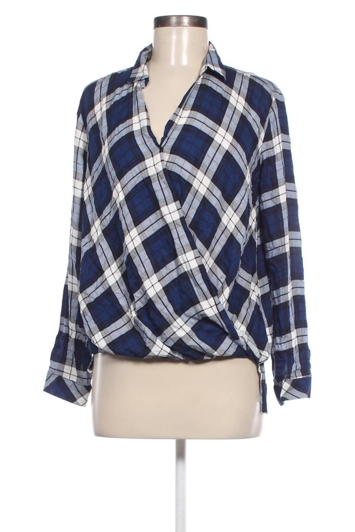 Damen Shirt Bershka, Größe S, Farbe Mehrfarbig, Preis 4,99 €