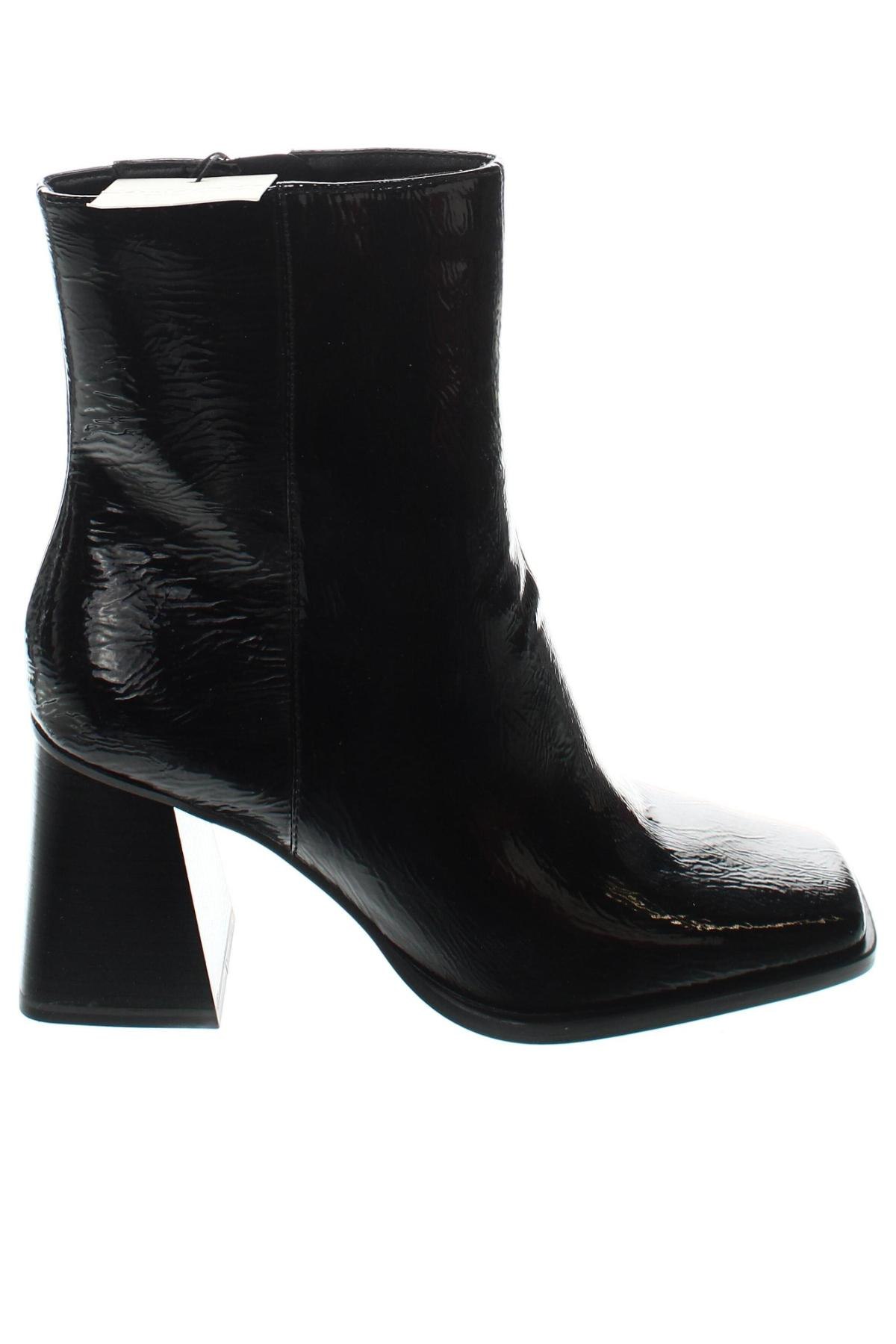 Botine de damă Tamaris, Mărime 39, Culoare Negru, Preț 235,99 Lei