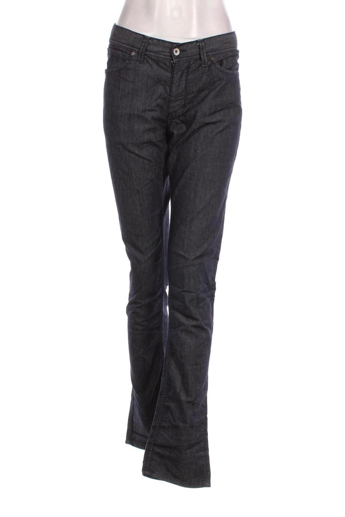 Damen Jeans Sisley, Größe M, Farbe Blau, Preis 9,99 €