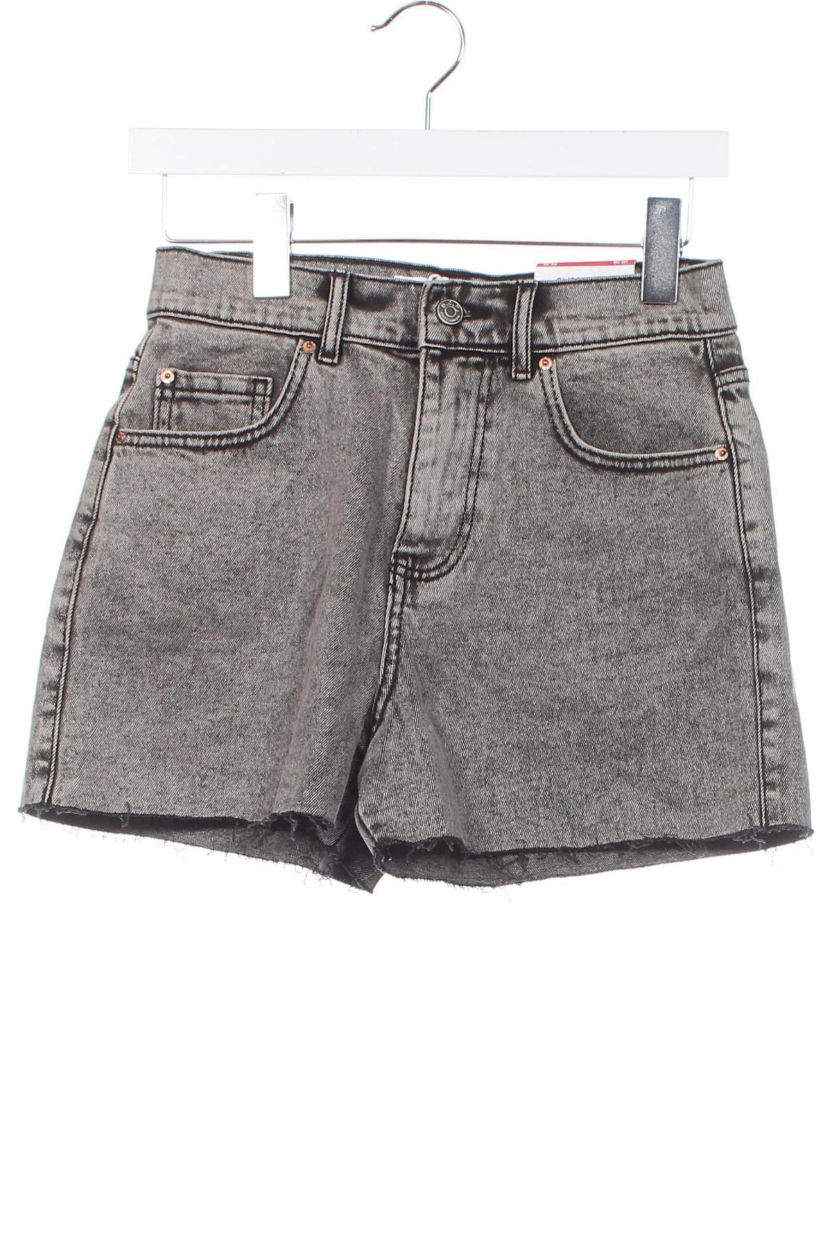 Damen Shorts Jennyfer, Größe XS, Farbe Grau, Preis € 8,99