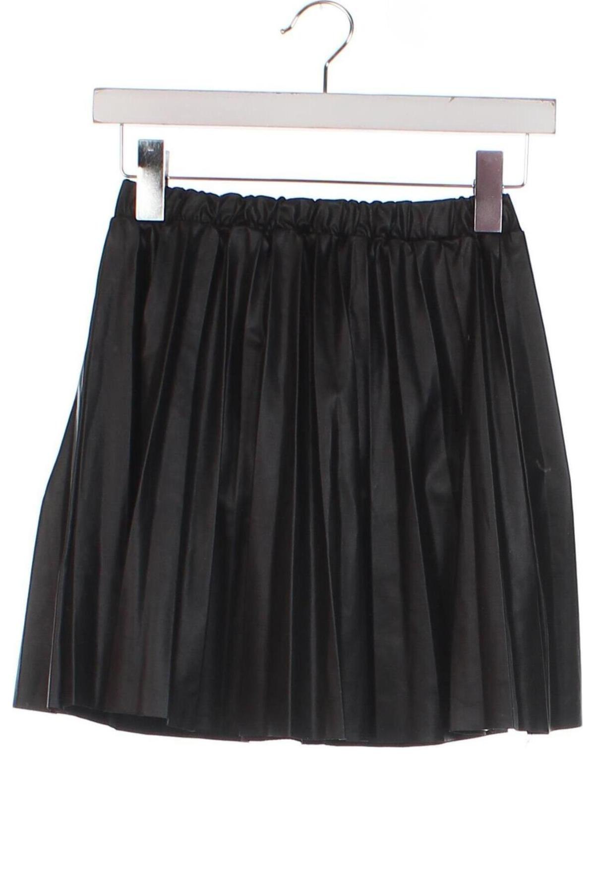 Fustă pentru copii Sinsay, Mărime 10-11y/ 146-152 cm, Culoare Negru, Preț 24,99 Lei