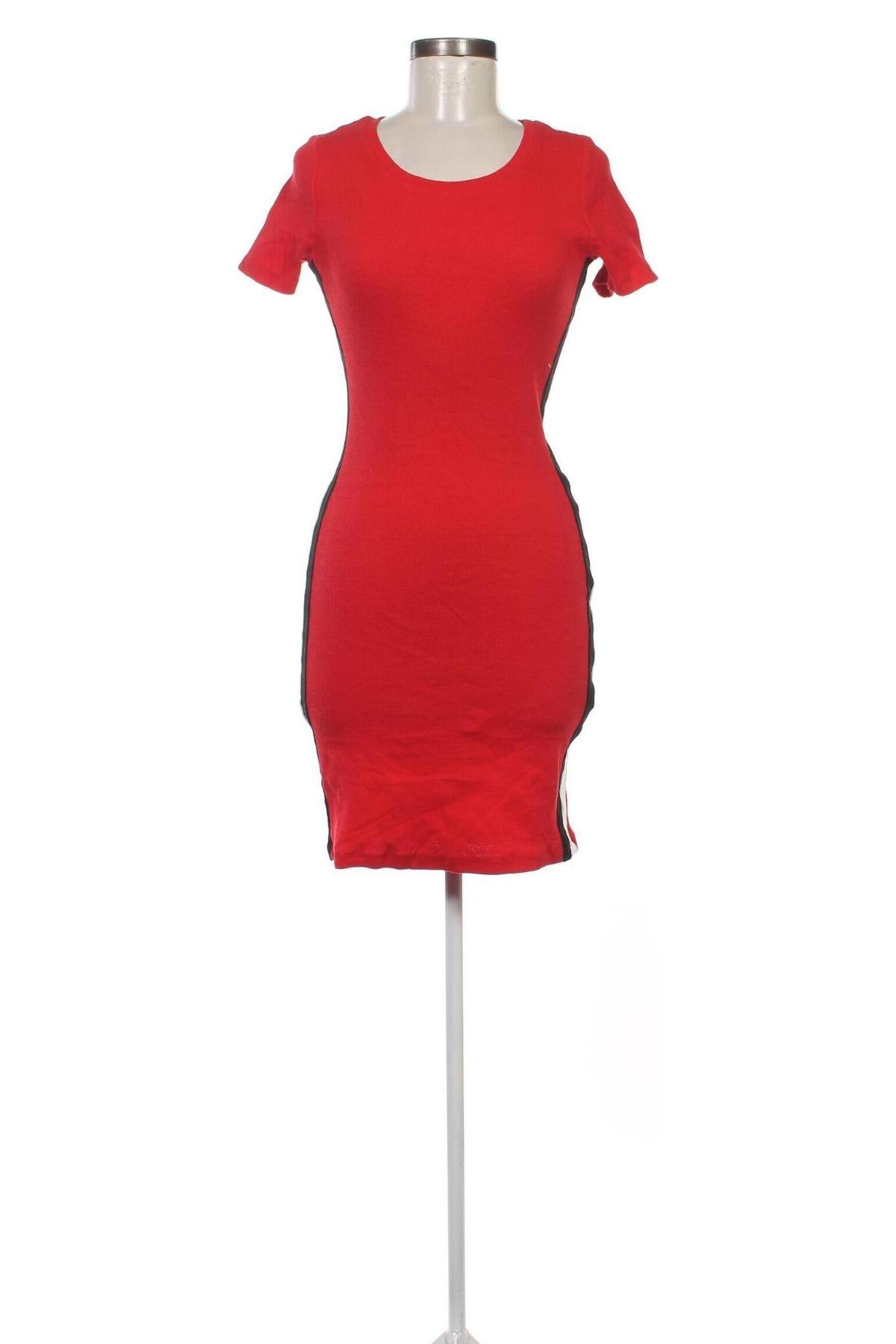 Kleid, Größe M, Farbe Rot, Preis € 3,99