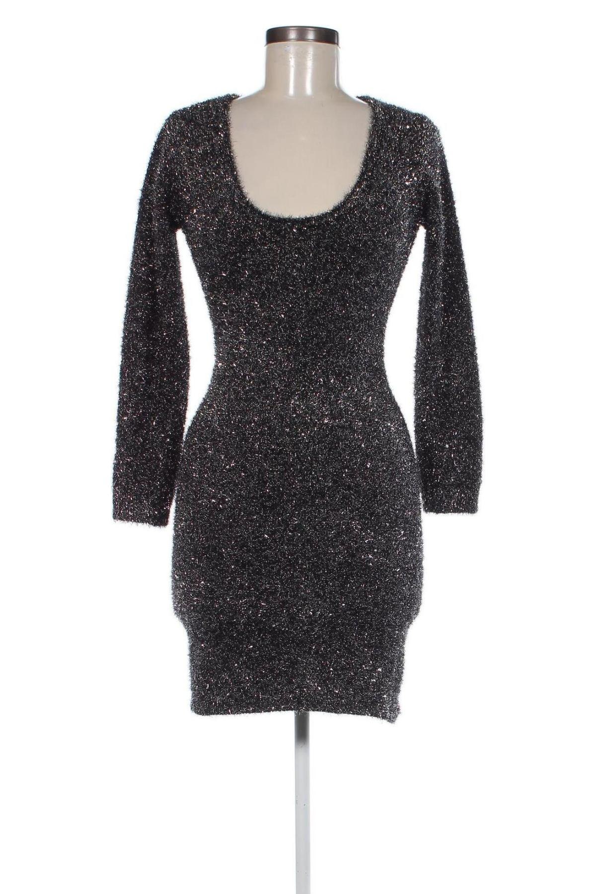 Kleid Bershka, Größe S, Farbe Silber, Preis € 6,99