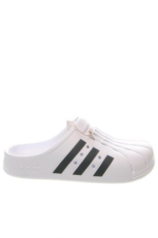 Чехли Adidas, Размер 43, Цвят Бял, Цена 62,99 лв.
