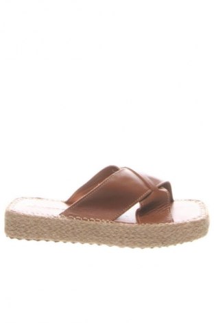 Papuci RunnerBoss, Mărime 39, Culoare Maro, Preț 322,99 Lei