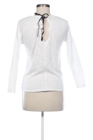 Bluză de femei Bershka, Mărime XS, Culoare Alb, Preț 50,37 Lei