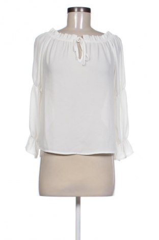 Damen Shirt Gina Tricot, Größe XS, Farbe Weiß, Preis € 10,24