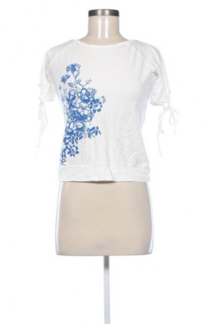 Damen Shirt Maze, Größe XS, Farbe Weiß, Preis 20,97 €
