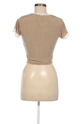 Γυναικεία μπλούζα NEW COLLECTION, Μέγεθος M, Χρώμα  Μπέζ, Τιμή 13,80 €