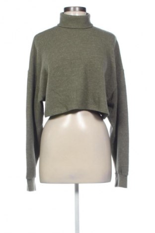 Damen Shirt Pull&Bear, Größe M, Farbe Grün, Preis 9,72 €