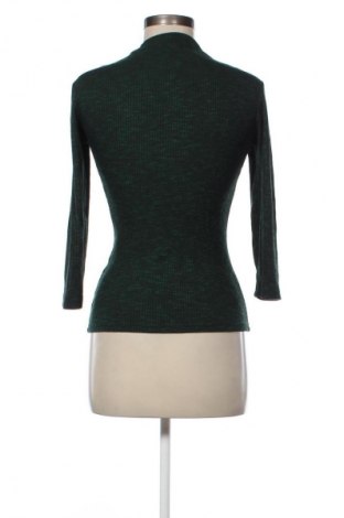 Damen Shirt Stradivarius, Größe S, Farbe Grün, Preis € 9,72