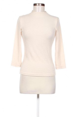 Damen Shirt Stradivarius, Größe M, Farbe Beige, Preis 9,72 €