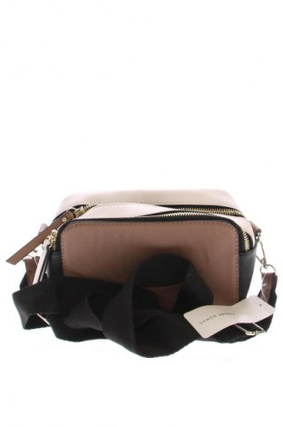 Damentasche Target, Farbe Mehrfarbig, Preis 21,99 €