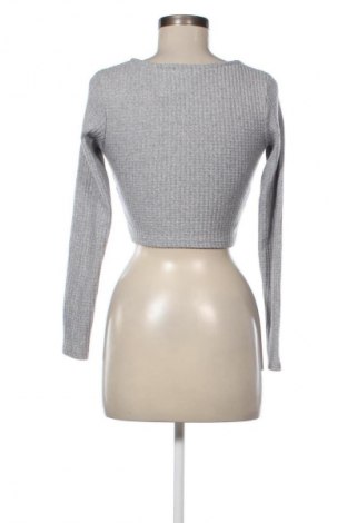 Damen Strickjacke Bershka, Größe S, Farbe Grau, Preis 15,00 €