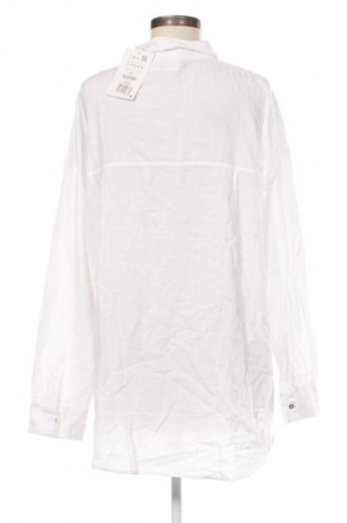 Damenbluse Pull&Bear, Größe M, Farbe Weiß, Preis € 22,99