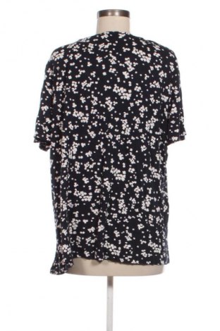 Γυναικείο t-shirt C&A, Μέγεθος XXL, Χρώμα Πολύχρωμο, Τιμή 10,99 €