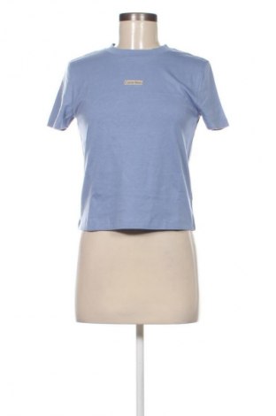 Női póló Calvin Klein Jeans, Méret S, Szín Kék, Ár 12 939 Ft