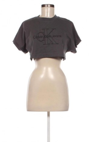 Dámske tričko Calvin Klein Jeans, Veľkosť XS, Farba Sivá, Cena  34,95 €