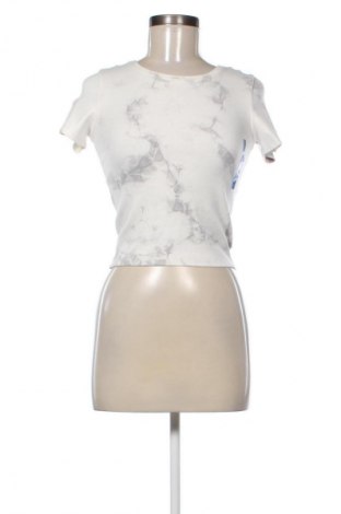 Tricou de femei Cropp, Mărime M, Culoare Multicolor, Preț 107,61 Lei