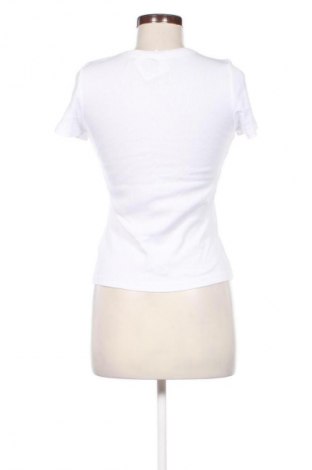 Γυναικείο t-shirt H&M, Μέγεθος M, Χρώμα Λευκό, Τιμή 8,70 €