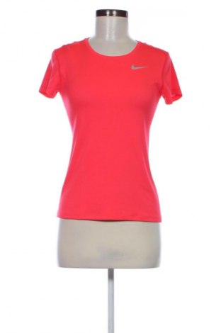 Dámské tričko Nike, Velikost XS, Barva Červená, Cena  346,00 Kč