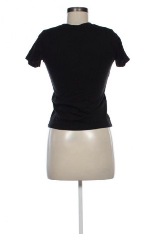 Γυναικείο t-shirt Pull&Bear, Μέγεθος XS, Χρώμα Μαύρο, Τιμή 8,75 €