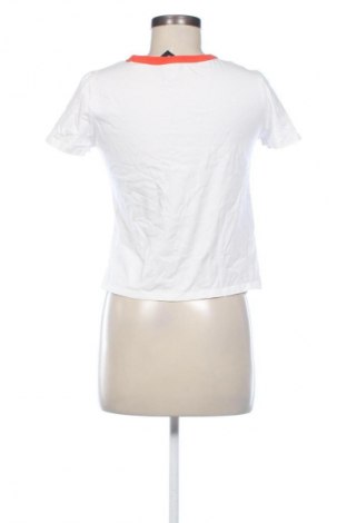 Γυναικείο t-shirt Zara, Μέγεθος S, Χρώμα Λευκό, Τιμή 6,14 €