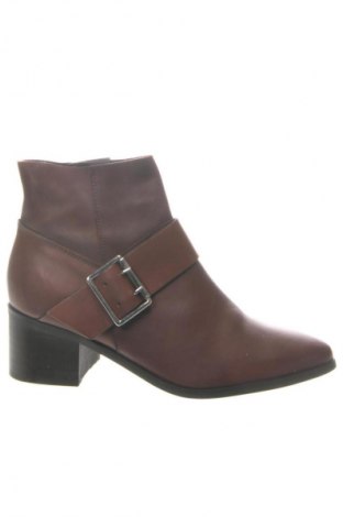 Γυναικεία μποτάκια ASOS, Μέγεθος 37, Χρώμα Καφέ, Τιμή 85,70 €