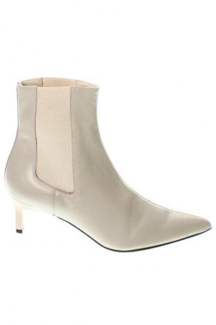 Damskie botki Calvin Klein, Rozmiar 39, Kolor Beżowy, Cena 829,99 zł