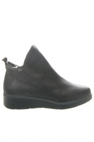 Botine de damă Unbranded, Mărime 38, Culoare Maro, Preț 326,32 Lei
