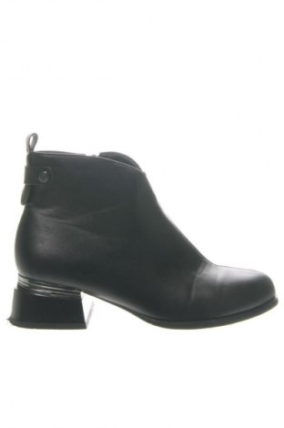 Damskie botki Unbranded, Rozmiar 37, Kolor Czarny, Cena 110,34 zł