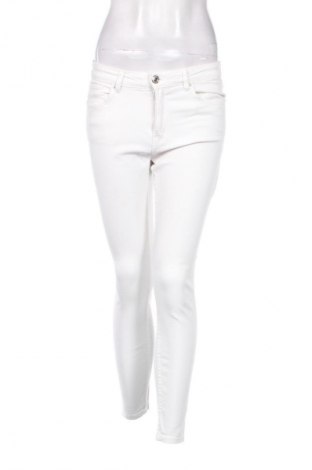 Damen Jeans Amisu, Größe M, Farbe Weiß, Preis € 14,83