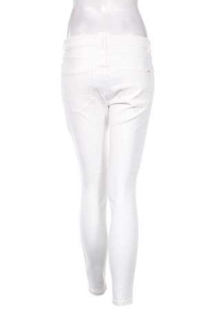 Damen Jeans Amisu, Größe M, Farbe Weiß, Preis € 14,83
