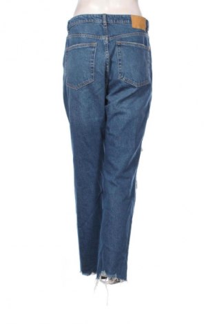 Blugi de femei Bershka, Mărime M, Culoare Albastru, Preț 142,50 Lei