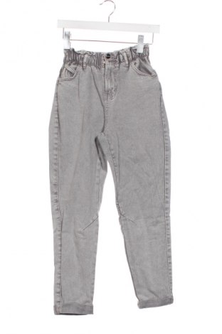 Damskie jeansy Bershka, Rozmiar XS, Kolor Szary, Cena 67,41 zł