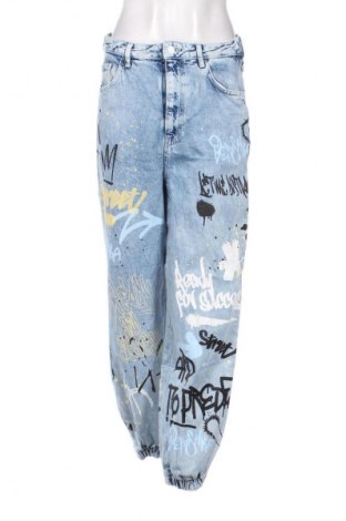 Dámské džíny  Bershka, Velikost M, Barva Modrá, Cena  367,00 Kč
