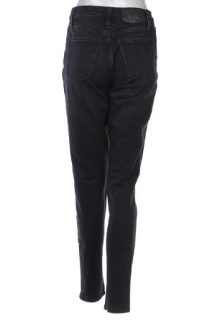 Γυναικείο Τζίν Calvin Klein, Μέγεθος M, Χρώμα Γκρί, Τιμή 75,99 €