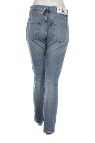 Дамски дънки Calvin Klein Jeans, Размер M, Цвят Син, Цена 189,99 лв.