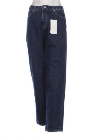 Dámske džínsy  Calvin Klein Jeans, Veľkosť S, Farba Zelená, Cena  97,95 €