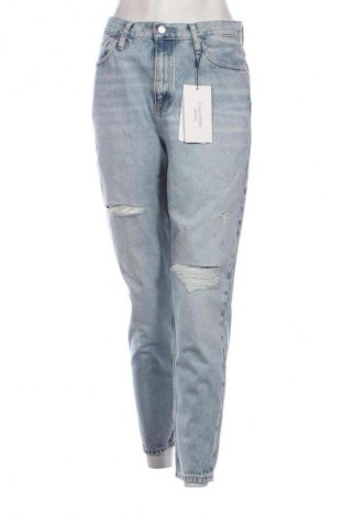 Damskie jeansy Calvin Klein Jeans, Rozmiar M, Kolor Niebieski, Cena 764,99 zł