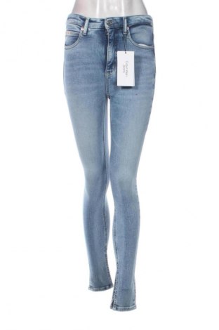 Γυναικείο Τζίν Calvin Klein Jeans, Μέγεθος S, Χρώμα Μπλέ, Τιμή 53,99 €